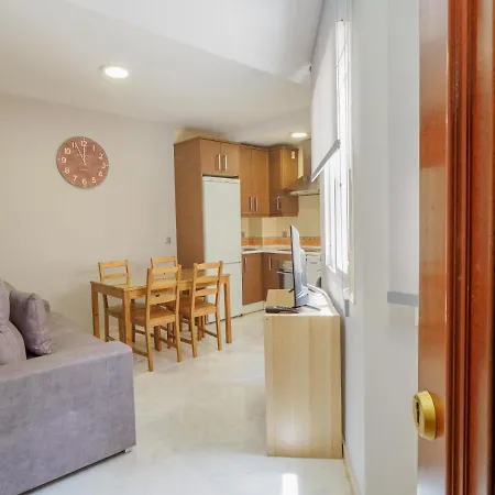 Апарт-отель Cubo'S Apartamento Medina 3B