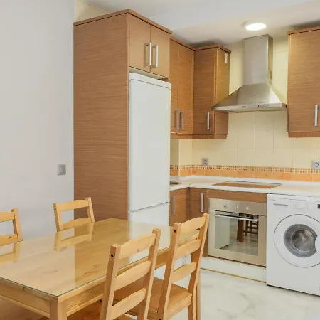 Cubo'S Apartamento Medina 3B Фуэнхирола