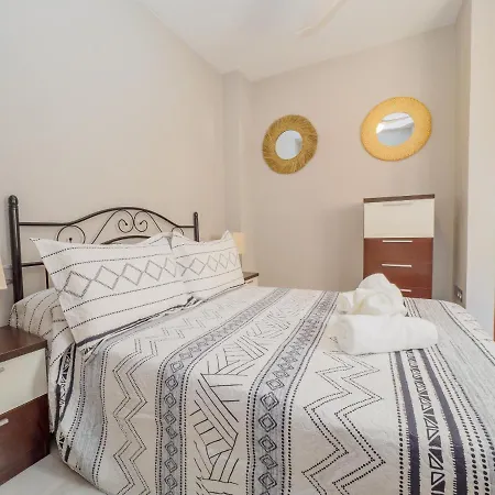 Cubo'S Apartamento Medina 3B Апарт-отель Фуэнхирола